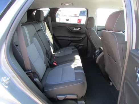Used 2025 Chevrolet Blazer LT image 29