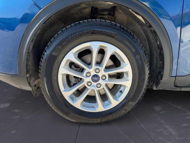 Used 2022 Ford Escape SE w/ Cold Weather Package AWD/4WD image 14