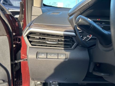 Used 2023 Nissan Altima 2.5 SV image 18