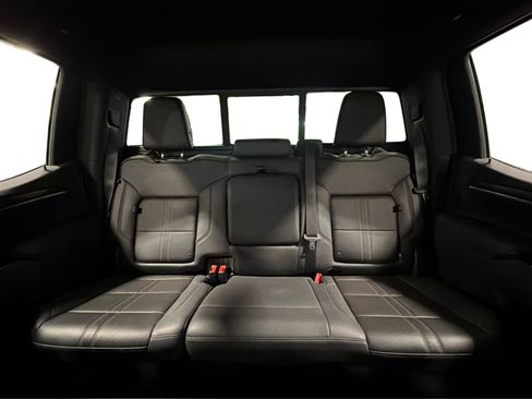 Used 2023 Chevrolet Silverado 1500 High Country w/ Technology Package AWD/4WD image 45
