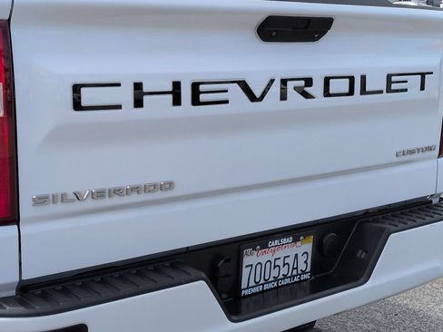 Used 2020 Chevrolet Silverado 1500 Custom w/ Custom Value Package RWD image 32
