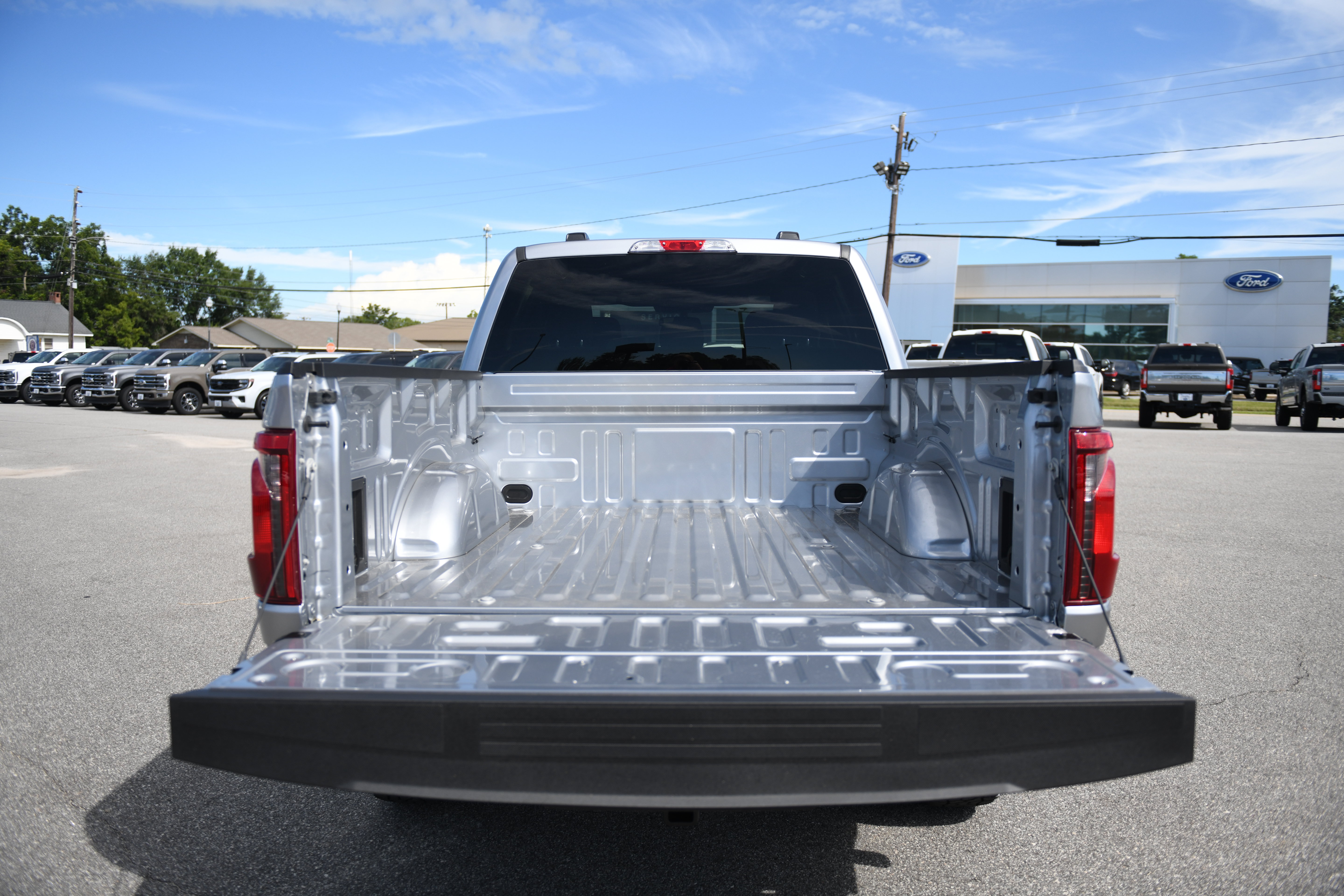 New 2026 Ford F150 XLT w/ FX4 Off-Road Package AWD/4WD image 9