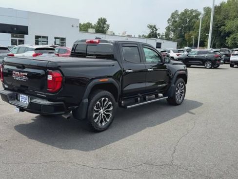 Used 2025 GMC Canyon Denali AWD/4WD image 8