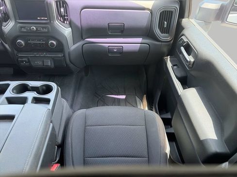 Used 2023 Chevrolet Silverado 2500 Custom w/ Custom Convenience Package AWD/4WD image 12