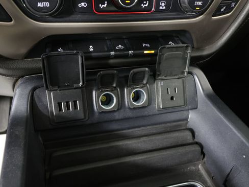 Used 2015 GMC Sierra 1500 Denali AWD/4WD image 37