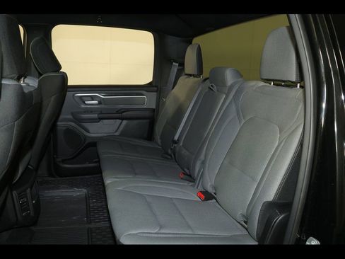 Used 2021 RAM 1500 Big Horn image 26