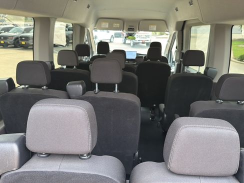 Used 2025 Ford Transit 350 XLT RWD image 11