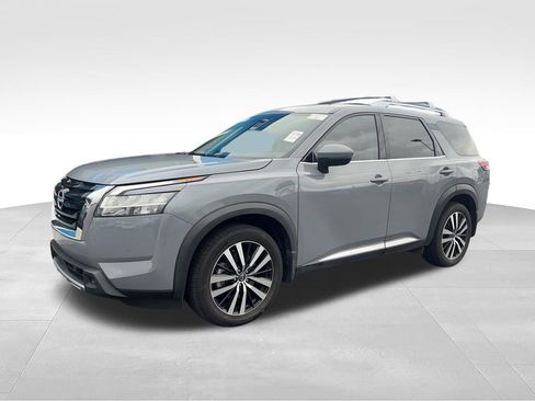 Used 2023 Nissan Pathfinder Platinum FWD image 35