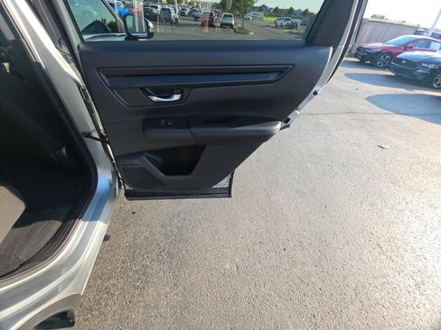 Certified 2025 Honda CR-V LX image 28