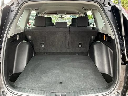 Used 2018 Honda CR-V LX image 13