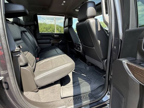 Used 2020 GMC Sierra 2500 Denali w/ Denali Ultimate Package AWD/4WD image 29