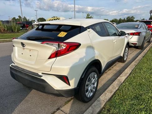 Used 2020 Toyota C-HR LE FWD image 3