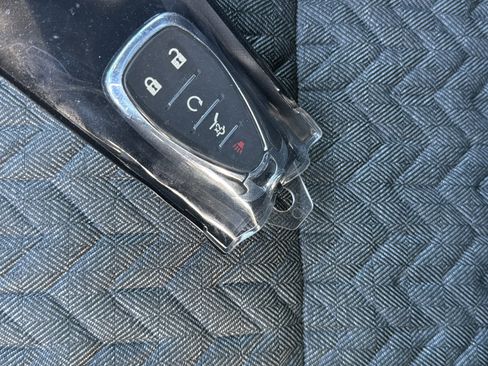 Used 2024 Chevrolet Equinox LT AWD/4WD image 35
