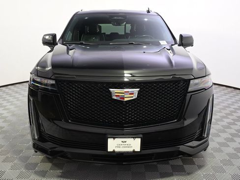 Certified 2023 Cadillac Escalade Sport Platinum AWD/4WD image 10