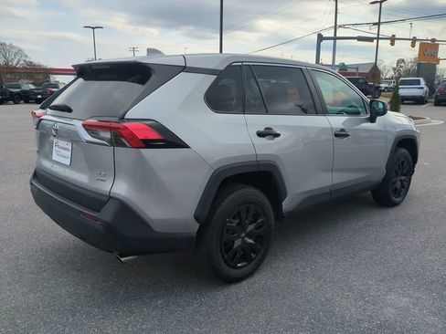 Used 2024 Toyota RAV4 LE image 4