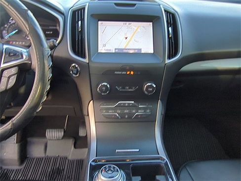 Used 2020 Ford Edge SEL w/ Convenience Package image 15