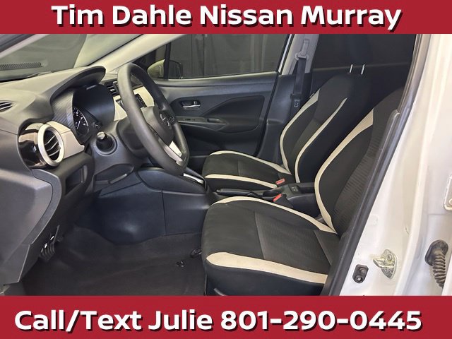 Used 2021 Nissan Versa SV FWD image 21