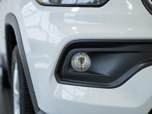 Certified 2023 Jeep Compass Latitude AWD/4WD image 12