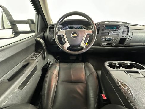 Used 2014 Chevrolet Silverado 3500 LT w/ Interior Plus Package AWD/4WD image 33