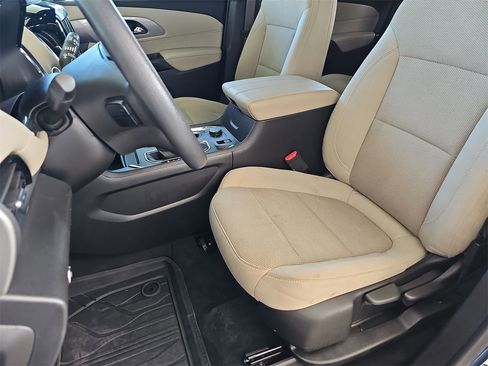 Certified 2023 Chevrolet Traverse LS w/ Safety Package image 16