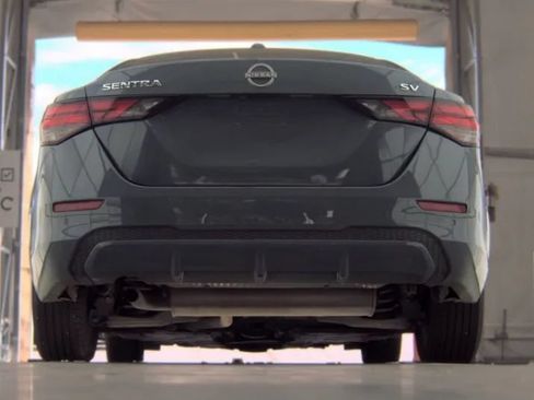 Used 2024 Nissan Sentra SV FWD image 9