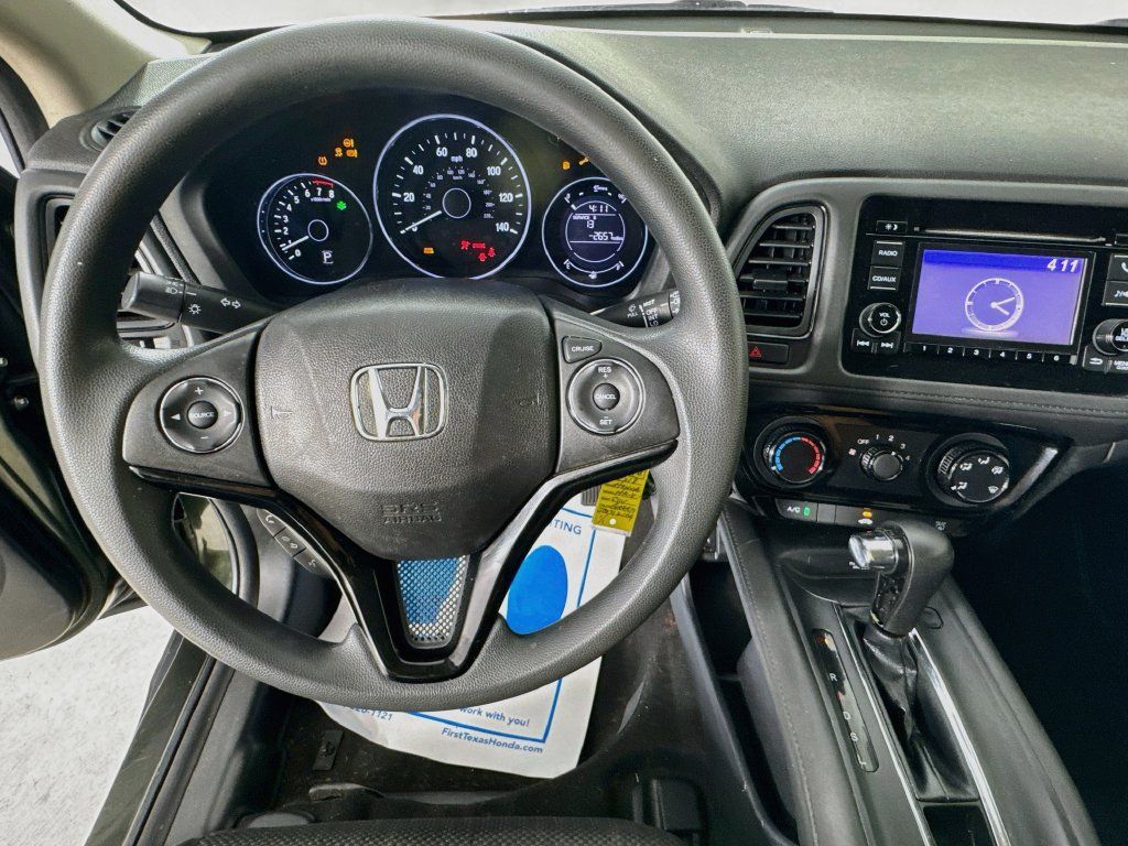 Used 2018 Honda HR-V LX image 14