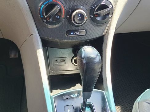 Used 2016 Hyundai Accent SE w/ Option Group 02 FWD image 16