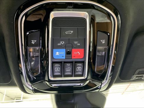 Used 2022 Jeep Grand Cherokee L Summit image 27