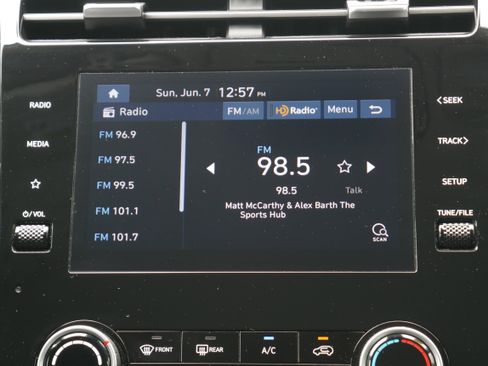 Used 2023 Hyundai Tucson SE AWD/4WD image 16