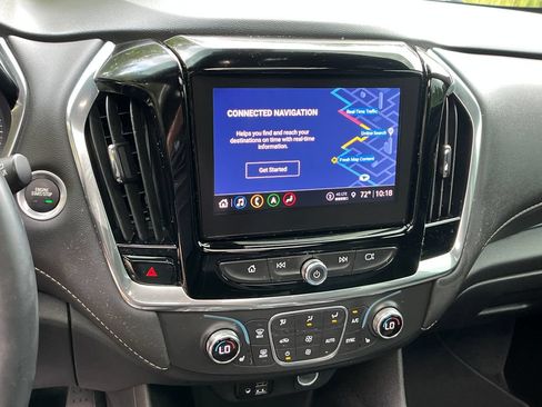 Used 2023 Chevrolet Traverse LT w/ LT Premium Package AWD/4WD image 16