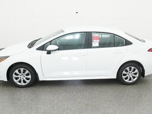 New 2026 Toyota Corolla LE image 27