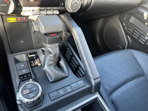 Used 2025 Toyota 4Runner TRD Off-Road Premium image 20