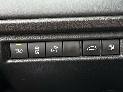 Used 2025 Toyota Camry XSE w/ Premium Package FWD image 19
