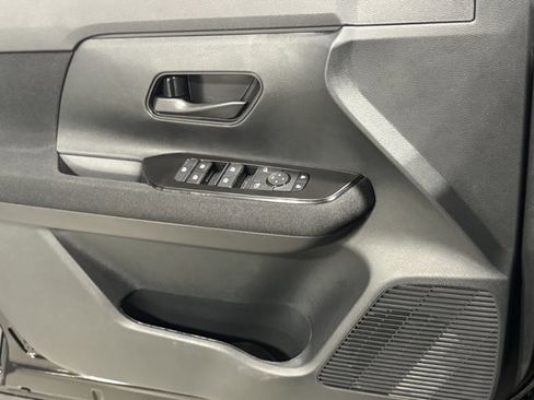 New 2026 Nissan Kicks S image 21