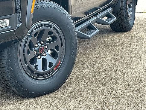 New 2026 Nissan Frontier PRO-4X w/ Pro Premium Package image 3