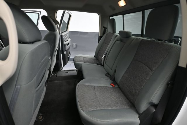 Used 2017 RAM 1500 Big Horn RWD image 28