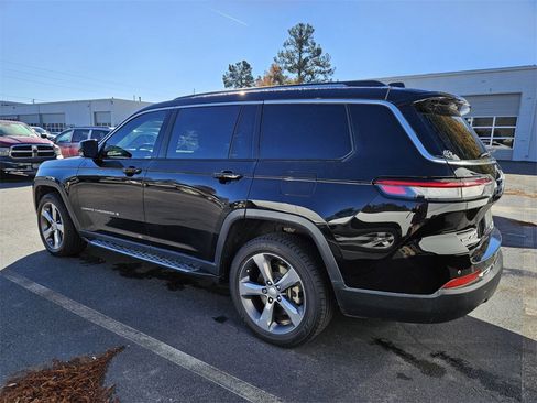 Used 2021 Jeep Grand Cherokee L Limited image 10
