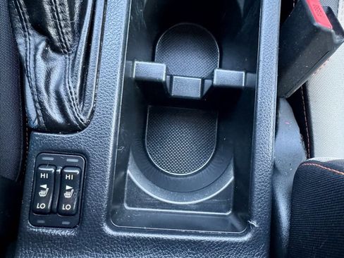 Used 2016 Subaru Crosstrek 2.0i Premium image 35