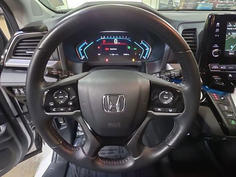Used 2024 Honda Odyssey Touring image 27