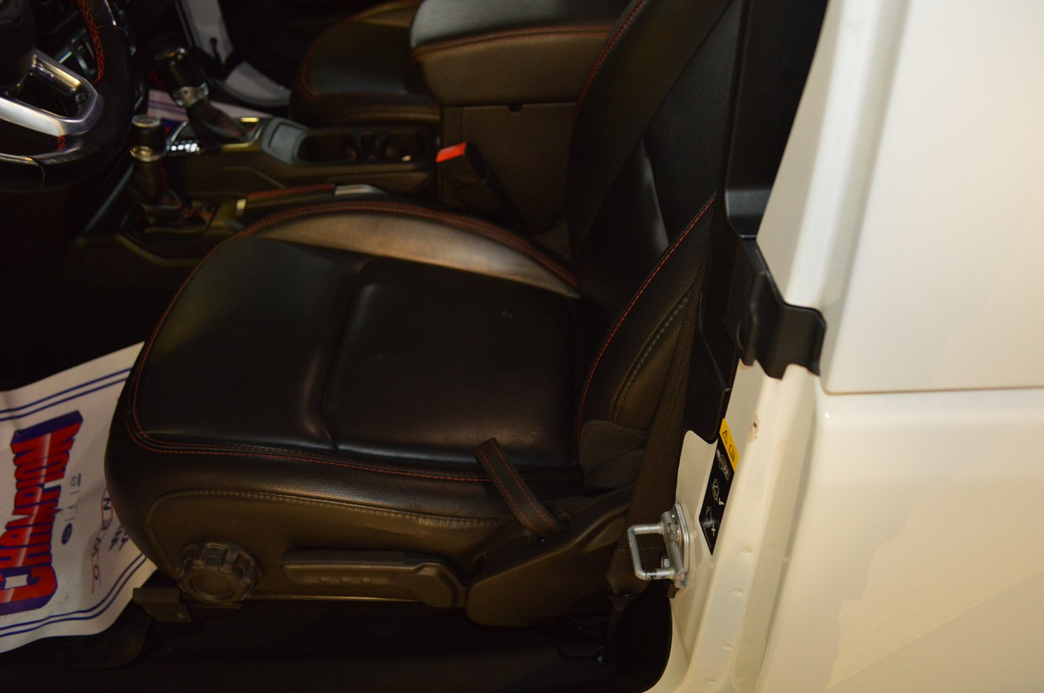 Used 2021 Jeep Wrangler Rubicon AWD/4WD image 16