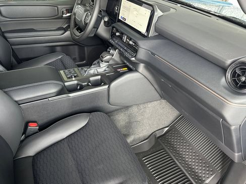 New 2026 Toyota Land Cruiser image 17