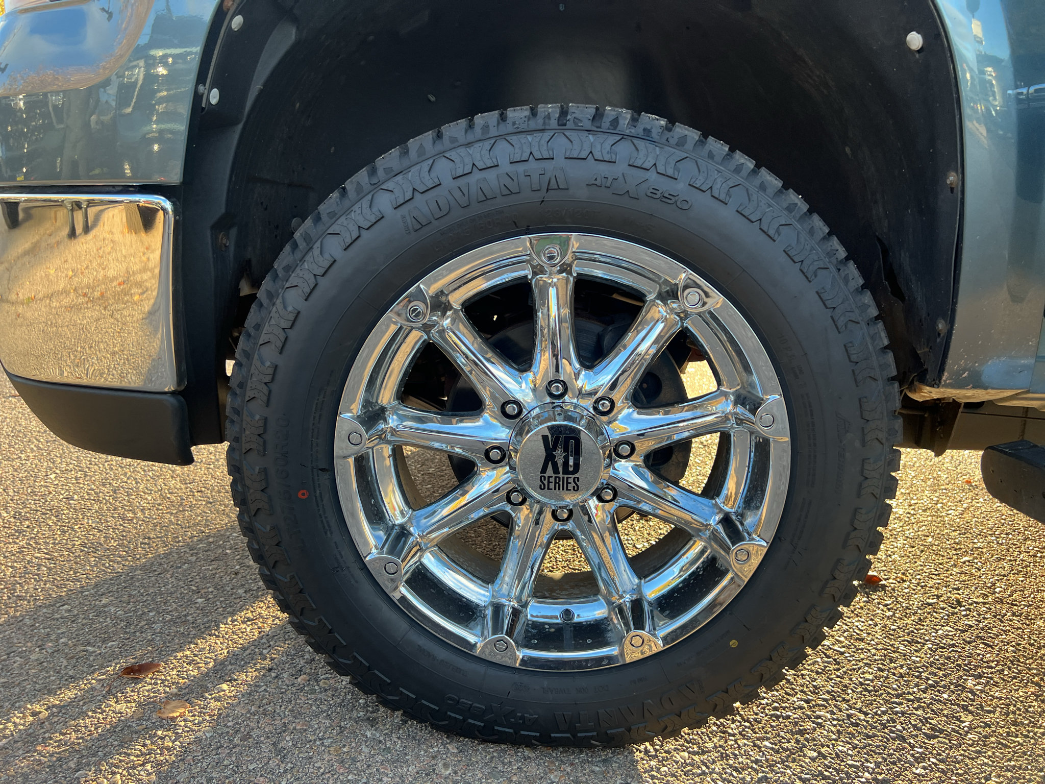 Used 2010 GMC Sierra 2500 SLT w/ SLT Convenience Package AWD/4WD image 24
