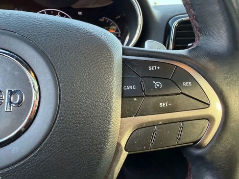 Used 2019 Jeep Grand Cherokee Trailhawk w/ Trailhawk Luxury Group image 17