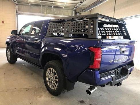 Certified 2025 Toyota Tacoma Limited AWD/4WD image 4