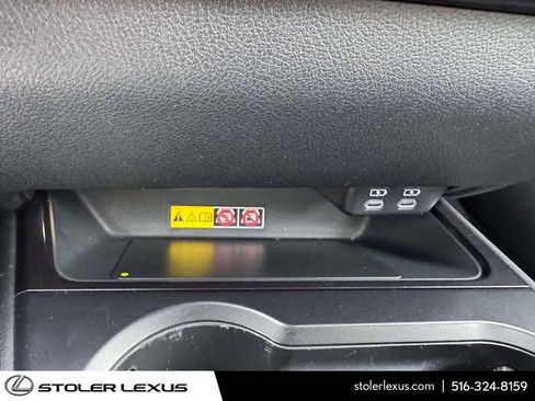 Used 2024 Lexus UX 250h 250h Premium image 33