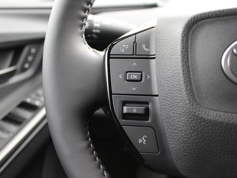Certified 2026 Toyota C-HR AWD/4WD image 33