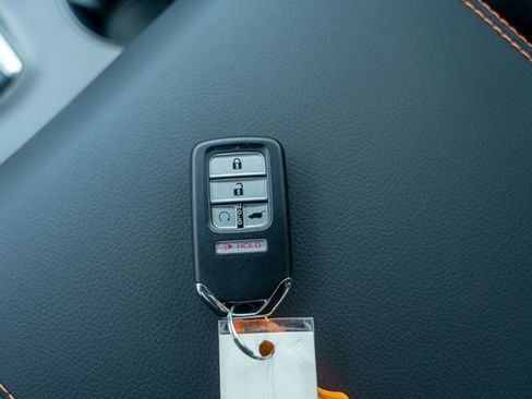 Used 2025 Honda Passport TrailSport image 17