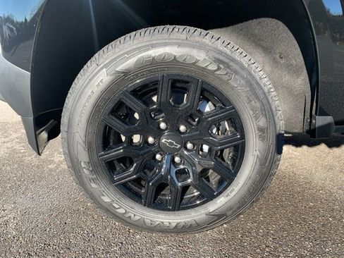 New 2026 Chevrolet Colorado W/T w/ WT Custom Package image 20