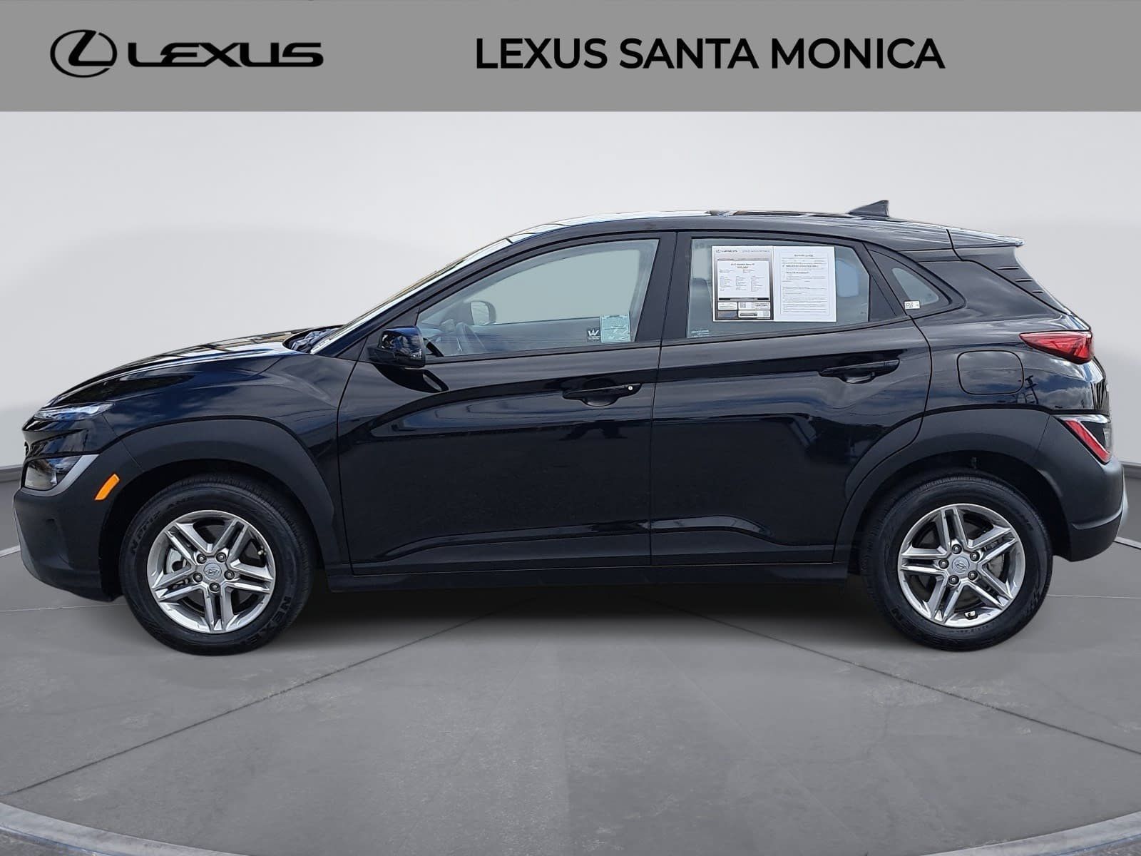Used 2023 Hyundai Kona SE w/ Cargo Package AWD/4WD image 8