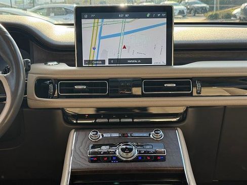 Used 2023 Lincoln Aviator Reserve w/ Equipment Group 201A RWD image 16